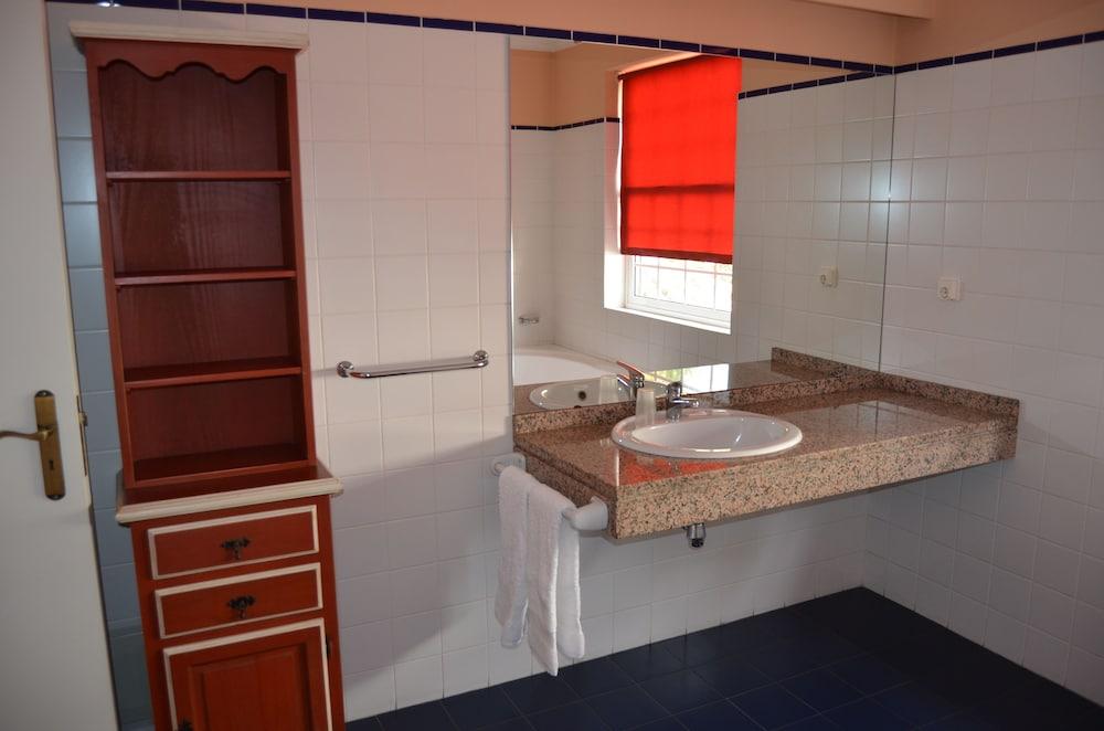 Residencial Mariazinha By Petit Hotels Funchal  Luaran gambar